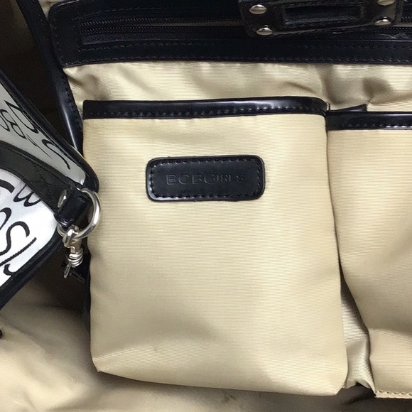 BCBGIRLS HANDBAG WITH POUCH - Picture 5 of 8